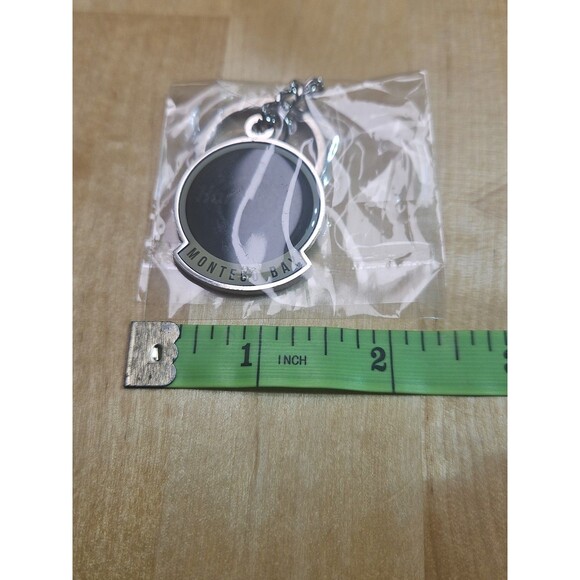 Hard Rock Cafe Montego Bay Key Chain & Pin - Picture 6 of 7